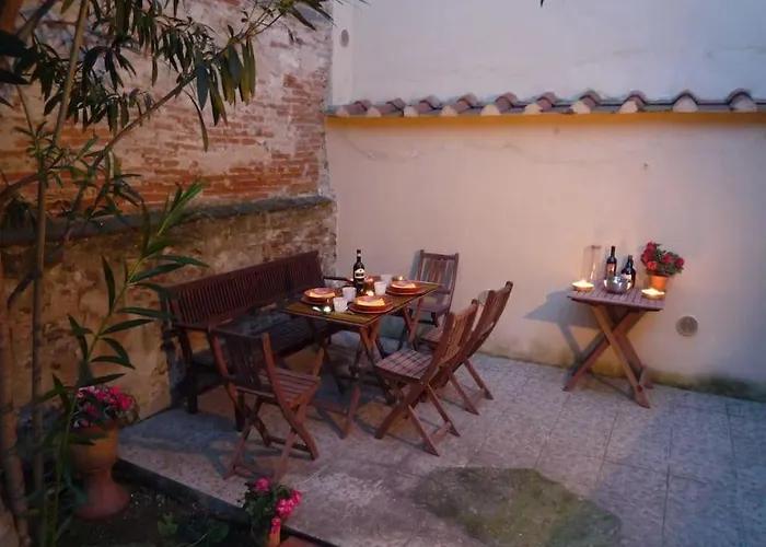 Apartman Charming Garden In Firenze